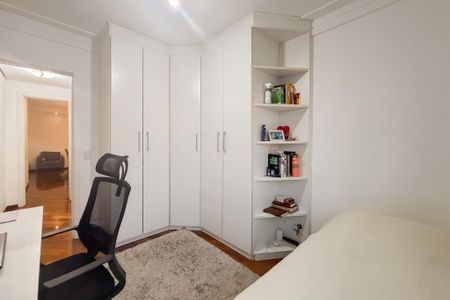 Apartamento à venda com 133m², 3 quartos e 2 vagasQuarto