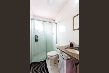 Apartamento à venda com 54m², 2 quartos e 1 vaga Apartamento à venda com 54m², 2 quartos e 1 vagaBanheiro