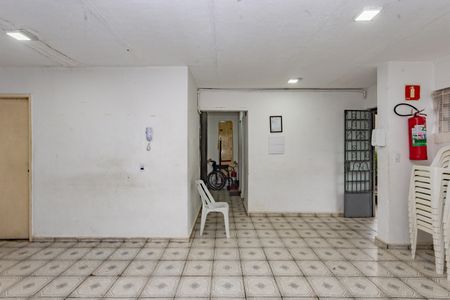 Apartamento à venda com 55m², 2 quartos e 1 vaga Apartamento à venda com 55m², 2 quartos e 1 vagaÁrea comum - Salão de festas