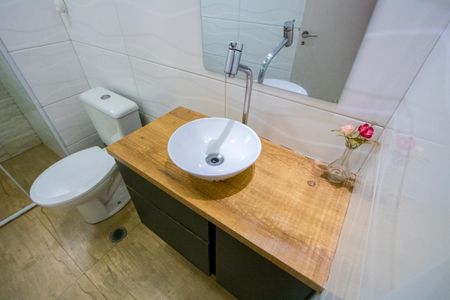 Apartamento à venda com 64m², 2 quartos e 1 vagaBanheiro social