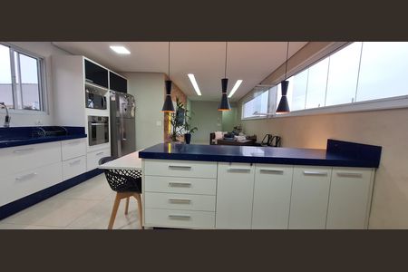 Apartamento à venda com 102m², 2 quartos e 1 vagaDetalhe da cozinha