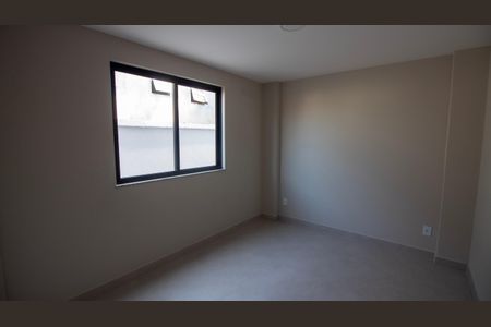 Apartamento para alugar com 2 quartos, 70m² em Jardim Flamboyant, Cabo Frio