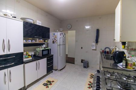 Casa para alugar com 176m², 4 quartos e 1 vagaCozinha