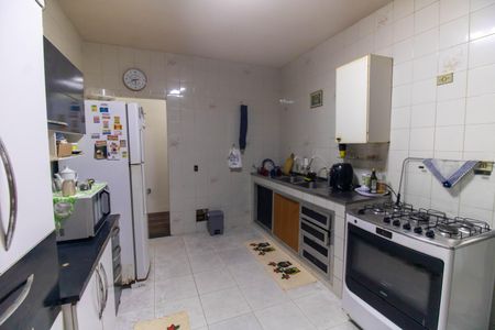 Casa para alugar com 176m², 4 quartos e 1 vagaCozinha