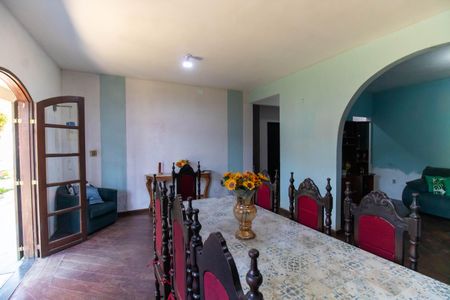 Casa para alugar com 176m², 4 quartos e 1 vagaSala