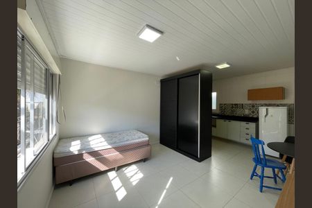 Kitnet/Studio para alugar com 1 quarto, 24m² em Vila Nova, Novo Hamburgo