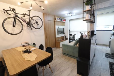 Sala de apartamento para alugar com 2 quartos, 48m² em Centro, Osasco