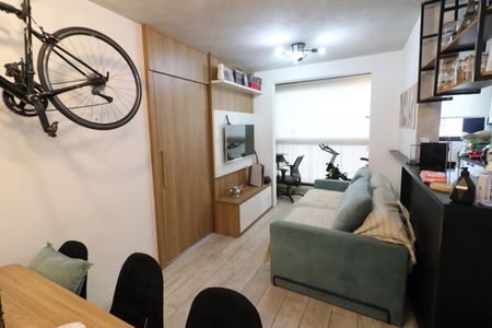 Sala de apartamento para alugar com 2 quartos, 48m² em Centro, Osasco