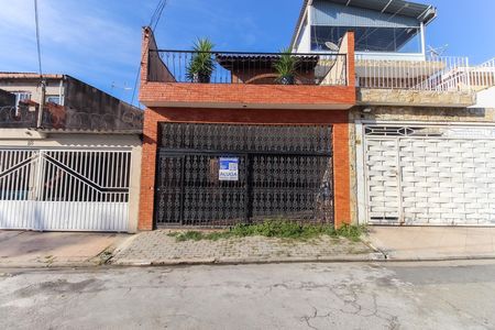 Casa para alugar com 150m², 2 quartos e 1 vaga Casa para alugar com 150m², 2 quartos e 1 vagaFachada
