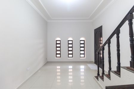 Sala de casa para alugar com 2 quartos, 150m² em Vila Curuçá Velha, São Paulo