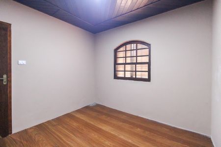 Casa para alugar com 150m², 2 quartos e 1 vaga Casa para alugar com 150m², 2 quartos e 1 vagaQuarto