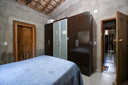Casa de condomínio à venda com 230m², 3 quartos e 4 vagasQuarto 2