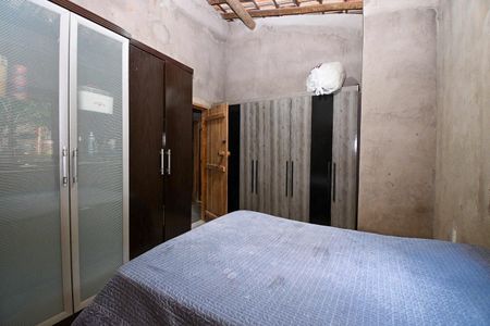 Casa de condomínio à venda com 230m², 3 quartos e 4 vagasQuarto 2