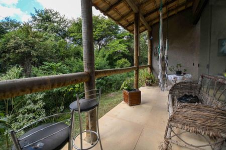 Casa de condomínio à venda com 230m², 3 quartos e 4 vagasVaranda da Sala