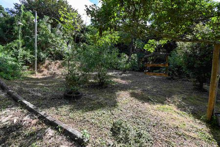 Casa de condomínio à venda com 230m², 3 quartos e 4 vagasÁrea externa