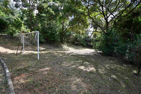 Casa de condomínio à venda com 230m², 3 quartos e 4 vagasÁrea comum