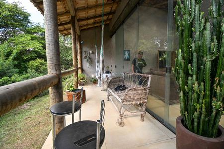 Casa de condomínio à venda com 230m², 3 quartos e 4 vagasVaranda da Sala