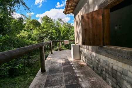Casa de condomínio à venda com 230m², 3 quartos e 4 vagasVaranda
