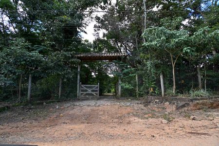 Casa de condomínio à venda com 230m², 3 quartos e 4 vagasFachada