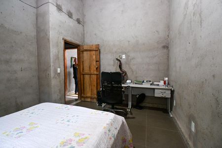 Casa de condomínio à venda com 230m², 3 quartos e 4 vagasQuarto 1