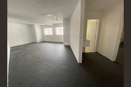 Casa à venda com 4 quartos, 274m² em Vila Oratorio, São Paulo