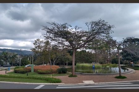 Casa à venda com 380m², 3 quartos e 4 vagas