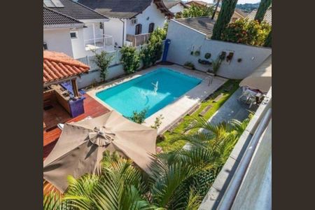 Casa à venda com 380m², 3 quartos e 4 vagas