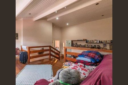 Casa à venda com 380m², 3 quartos e 4 vagas