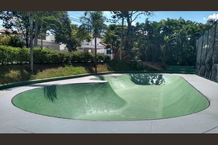 Casa à venda com 380m², 3 quartos e 4 vagas