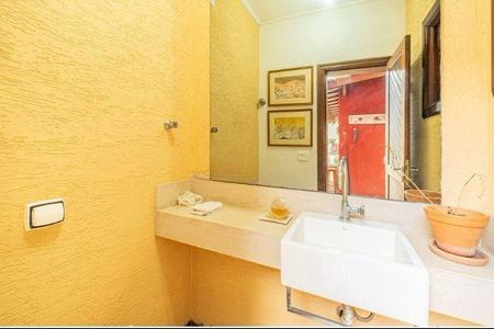 Casa à venda com 376m², 4 quartos e 4 vagas