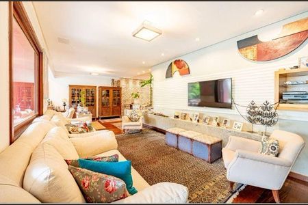 Casa à venda com 4 quartos, 376m² em Residencial Seis (Alphaville), Santana de Parnaíba