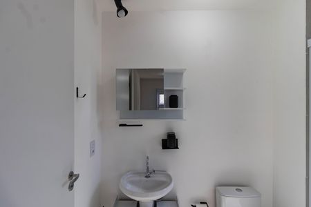 Apartamento para alugar com 26m², 1 quarto e sem vaga Apartamento para alugar com 26m², 1 quarto e sem vagaBanheiro da Suíte