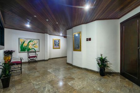 Apartamento para alugar com 77m², 2 quartos e 1 vagaHall social