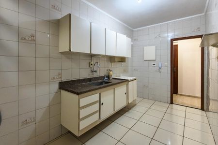 Apartamento para alugar com 77m², 2 quartos e 1 vagaCozinha 