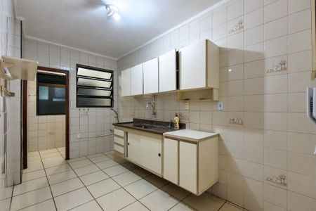 Apartamento para alugar com 77m², 2 quartos e 1 vagaCozinha 