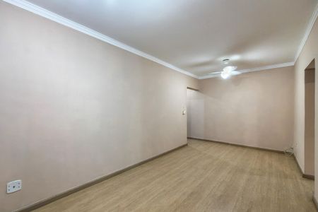 Apartamento para alugar com 77m², 2 quartos e 1 vagaSala
