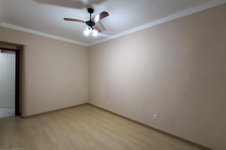 Apartamento para alugar com 77m², 2 quartos e 1 vagaSuite