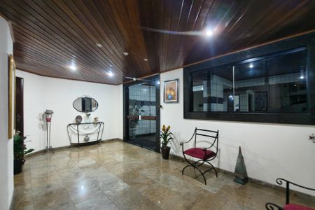 Apartamento para alugar com 77m², 2 quartos e 1 vagaHall de entrada