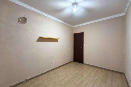 Apartamento para alugar com 77m², 2 quartos e 1 vagaQuarto