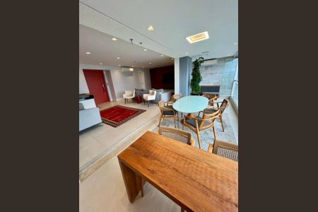 Apartamento à venda com 141m², 3 quartos e 2 vagas