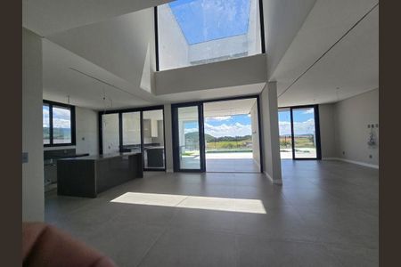 Casa à venda com 4 quartos, 328m² em Chácara Terra Nova, Jundiaí
