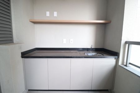 Apartamento para alugar com 95m², 3 quartos e 2 vagasVaranda