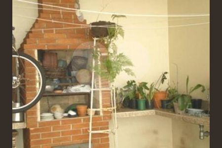Casa à venda com 3 quartos, 180m² em Vila Alexandria, São Paulo