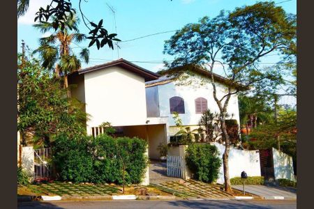 Casa à venda com 180m², 3 quartos e sem vaga