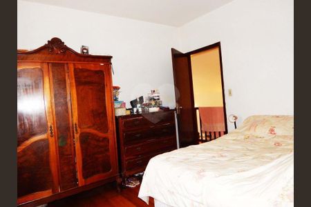 Casa à venda com 3 quartos, 180m² em Vila Alexandria, São Paulo
