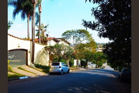 Casa à venda com 3 quartos, 180m² em Vila Alexandria, São Paulo