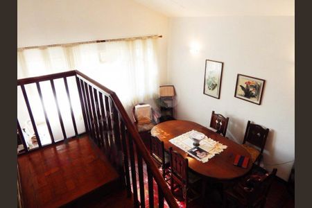 Casa à venda com 3 quartos, 180m² em Vila Alexandria, São Paulo