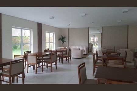 Apartamento à venda com 3 quartos, 60m² em Vila Satúrnia, Campinas