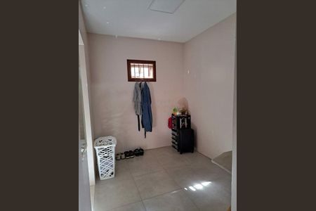 Casa à venda com 101m², 3 quartos e 2 vagas