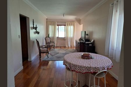 Casa à venda com 3 quartos, 101m² em Vila Suzana, São Paulo